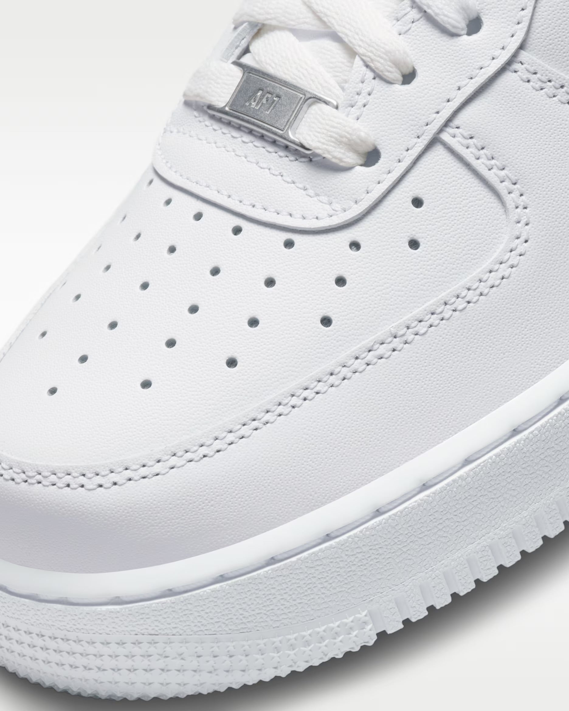 Nike Air Force 1 ’07 Białe