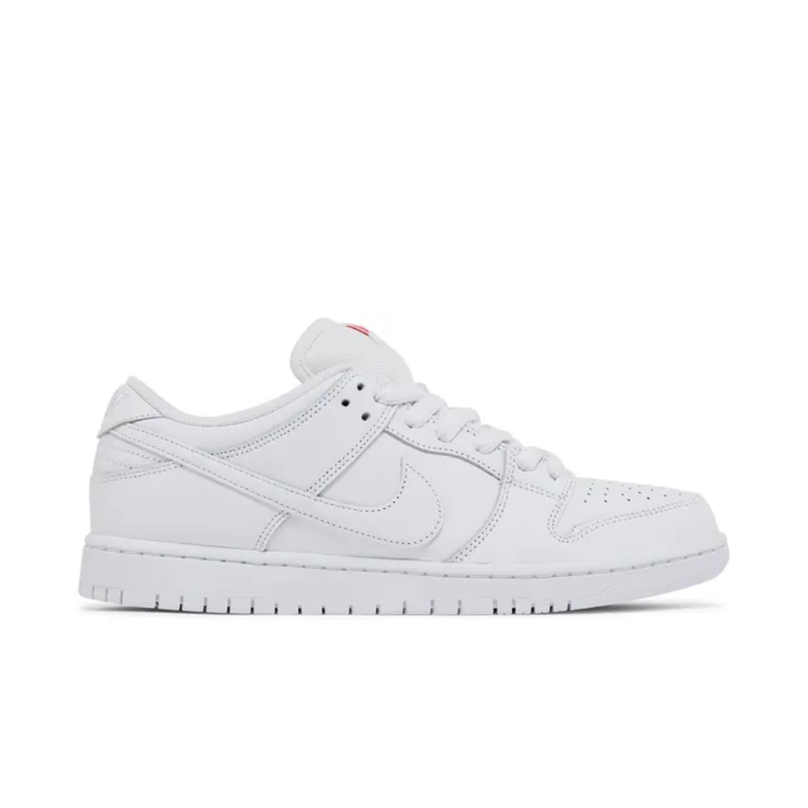 Dunk Low Pro SB 'Triple White’